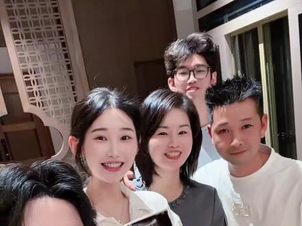 好消息必须通知到位!给我老丈人丈母娘一个大惊喜!#家有喜事