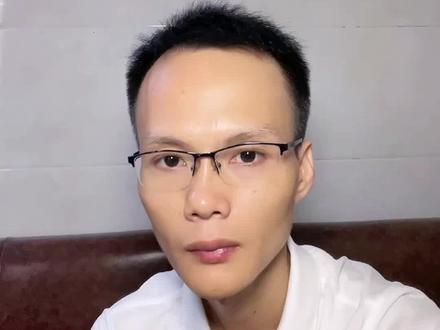 #信用卡 #信用卡小常识 #经验分享 信用卡申请小技巧,关注蜗牛哥,避免踩坑又踩雷。