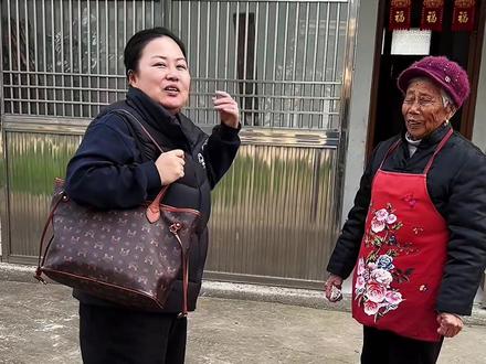 真是苍天不负有心人,我终于帮婆婆找到了晨晨家…