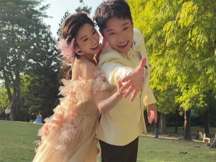 拍完婚纱照,后面就是选片咯#婚纱照