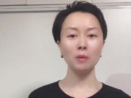 椰子水发黄而且闻起来喝起来都酸酸的说明它坏了#椰子