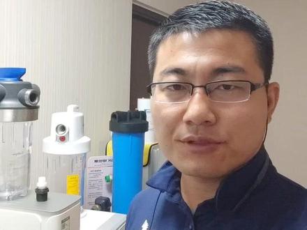 客户发给我的:为什么潜水艇的又便宜又好呢,你们的承压才0.69,人家是6.9😂#天津净水服务商孟哲 #大蓝瓶前置过滤器 #潜水艇天池壶前置过滤器