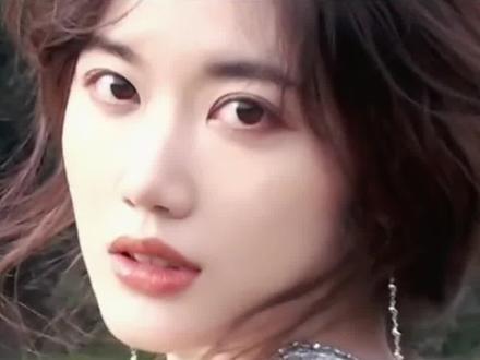 女生喜欢你的八个暗示!#追女生 #恋爱 #情感 #脱单