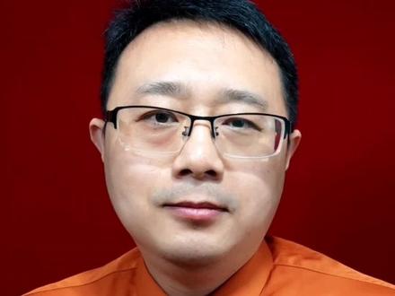 张雪机车火爆出圈,国际大牌该慌了