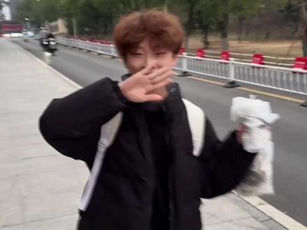 我的妈呀大姐🙄💅🏻#我的妈呀大姐 #抽象 #le #冷知识