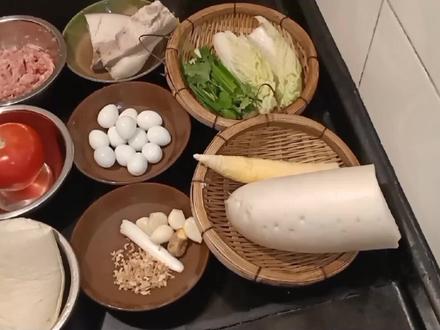 四川连锅子,在家就能做美食,一块五花肉,其余的菜自己配,巴适 #在家做美食 #美食vlog