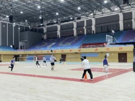 四角传球-4球-不间断传球