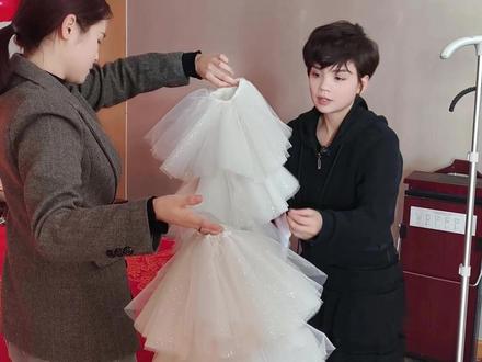 给一位特殊得客人送纱#婚纱 #礼服 #广元玛雅婚纱礼服馆 #玛雅何群