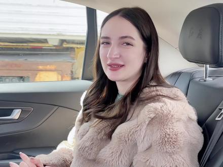 乌克兰老丈人一家来中国,长途跋涉终于见面:到了,就安全了! #海外奇遇见闻录 #乌克兰媳妇 #跨国婚姻 #千万生活dou来拍