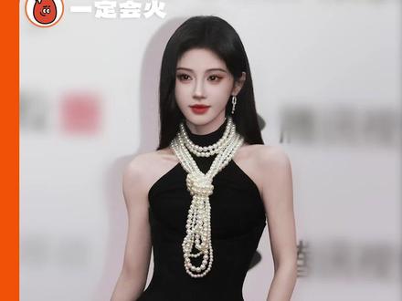 是被宠爱与温暖包围的一天,未来继续闯!#鞠婧祎