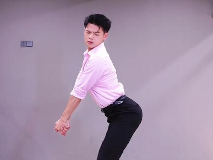 高尔夫瘾犯了~#高尔夫摇 你学会了吗?#高尔夫舞 #卡点舞 #舞蹈教学 #零基础学舞蹈