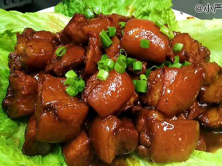 年薪百万大厨轻易不外传的红烧肘子家常做法,看着流口水,真馋人