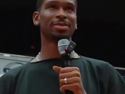 - 亚历山大放狠话:全联盟只有湖人能阻止雷霆卫冕!#亚历山大#NBA#雷霆#杜兰特