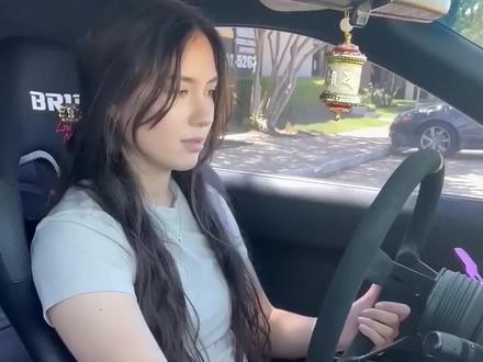 左舵车和右舵车的区别