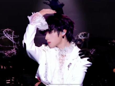 我的妈呀女孩子是真激动了吧#橹穆#lm#杰丞#新年音乐会#来自天堂的魔鬼 戴耳机才能听到