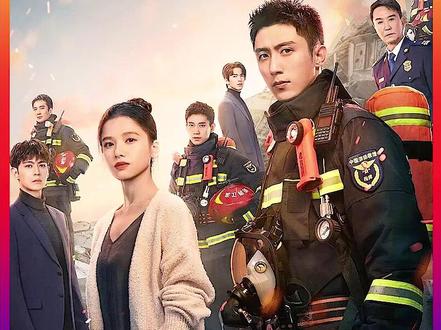 即将退休的老消防,最后一班岗竟迎来生死绝境! #他从火光中走来 #黄景瑜 #中国消防救援 #影视解说 #因为一个片段看了整部剧