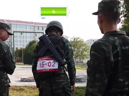 跟随镜头,一起来感受300米障碍带来的窒息感!(桂丙泽/O)