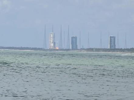 长征10号甲于2026年2月11日上午11点整在文昌国发中心发射升空,探索星辰大海。