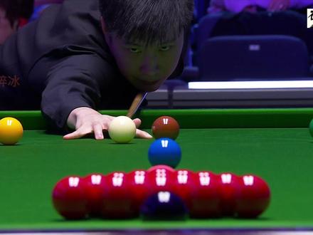 4-1轻松晋级!赵心童单杆134直接清台,宾汉姆:我就打一杆 #赵心童对阵宾汉姆 #赵心童单杆清台