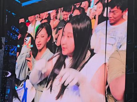 老薛、锤娜丽莎联动#薛之谦 #天外来物