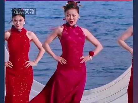 #王蓉凭什么当导师 “神曲女王”王蓉实力到底有多强?既会唱歌又会跳舞,这样的王蓉谁能不爱 #王蓉 #让我来唱 #我不是黄蓉 #神曲