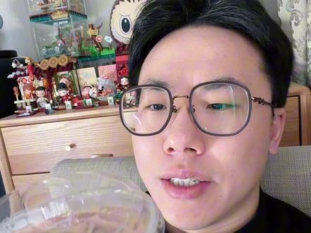 加牛肉的奶茶?霸王茶姬归云南·云卷松风 #霸王茶姬 #归云南 #奶茶测评