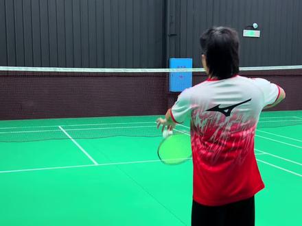 羽毛球发球七种常见违例演示#羽毛球