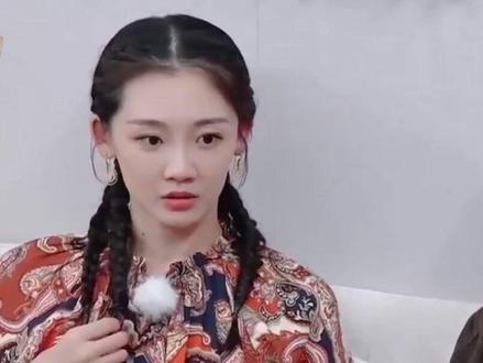 白鹿近期的举动在网络上引发了巨大争议,不少网友认为她不够成熟#白鹿#李晨#郑恺#奔跑吧#娱乐圈