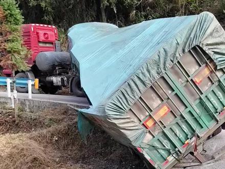 #山区运输车 安全很重要的