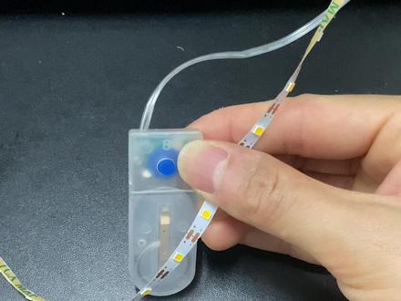 拼豆发光字牌姓名牌专用LED灯带 拼豆发光字牌发光姓名牌LED光源灯条纽扣电池手工diy应援灯牌自粘灯带条 灯带超窄5mm超细方便DIYCR2032纽扣电子供电无需插电不用电源#拼豆发光字牌 #拼豆工具材料#纽扣电池LED灯带 #手工DIY材料光源 #灯带条 #软灯带 #低压灯带