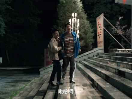 这段看哭了😭奶奶织了一半的毛衣…
他再也没机会穿到了#黄景瑜 #关晓彤 #岁月有情时 #岁月有情时又暖又治愈 #因为一个片段看了整部剧