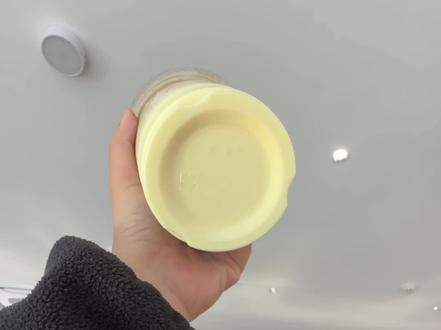 加3元可升杯!瑞幸终于有超大杯拿铁啦!好过瘾!#瑞幸咖啡 #新年第一赞给老己