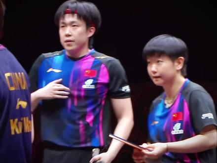 🪨说这球算了好笑成都100% 解说说说不定还有转机紧接着莎来了个滚死网好笑程度10000%🤣#王楚钦孙颖莎vs林诗栋蒯曼 #莎头vs动漫 #香港总决赛 #混双