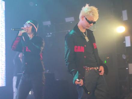 我晓得我们的爱需要付出 而不是只有记得
#炸弹爱 #非洲娃 #africakid