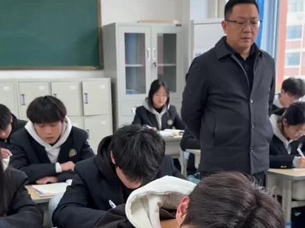 我在即梦发现了一个超棒的作品!来即梦AI,看更多精彩内容!#Seedance2.0#即梦ai#ai分身戏精大赛#我的ai分身杀疯了