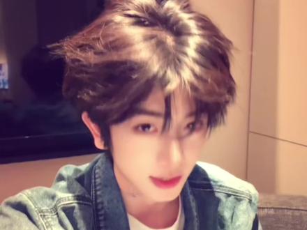 青天大老爷~ #手势舞 #逐玉 #田曦薇