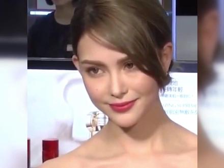 周杰伦10岁女儿近照惊艳网络,身高近一米六、容貌酷似母亲昆凌 凌#周杰伦#昆#海瑟薇#娱乐评论大赏
