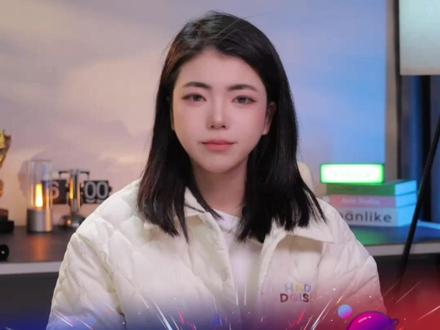 一个视频告诉你,y700五代和四代的区别 #小技巧 #联想平板 #联想新品发布会 #拯救者y700五代 #游戏平板