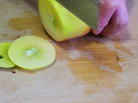 我很奇怪,有很多专业人士都不知道它俩是两种完全不同的植物。 #木瓜 #宣木瓜 #酸木瓜 #番木瓜