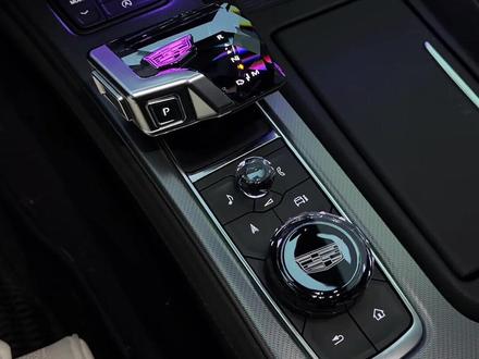 期待已久的尊享版游艇水晶档把三件套它来了 ct5 ct6 xt4 xt5 xt6 凯雷德都可以使用 上车以后太帅了 全面升级更高品质 整体高度又做了降低 更加协调 更加稳固 手感舒适上车显质感 安装简单!#凯迪拉克 #水晶档把 #游艇档把#尊享版水晶档把