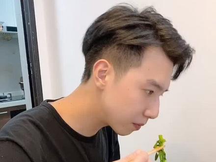 姐弟恋最怕的是什么?看张先生如何解读。@張先生 #姐弟恋#情侣