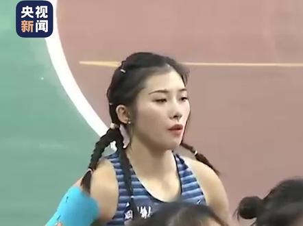 又美又飒!全国田径冠军赛,吴艳妮12秒93夺得女子100米栏冠军。成都大运会和杭州亚运会加油!