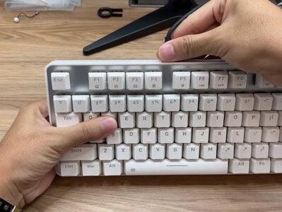 百元价位的无线机械键盘,选达尔优EK810#机械键盘 #游戏外设 #达尔优
