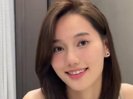 #如何根据脸型选择适合自己的发型 #女士减龄短发推荐 #减龄锁骨发 #让你笑着走出这个理发店 #深圳发型师明羽 @DOU+小助手