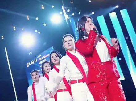 抖音最强女团唐艺183月亮照山川👍👍👍@🌈唐艺(1-3号晚7点荆州园博园户外) @唐艺起去远方 #唐艺大舞台 #艺起去远方 #上热搜 #舞台 #快来围观