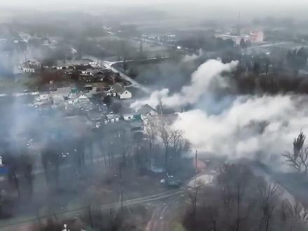 太惊悚!俄军坦克调转炮口打自己人,前线混乱程度超出想象! #俄乌 #俄乌冲突 #军事战术