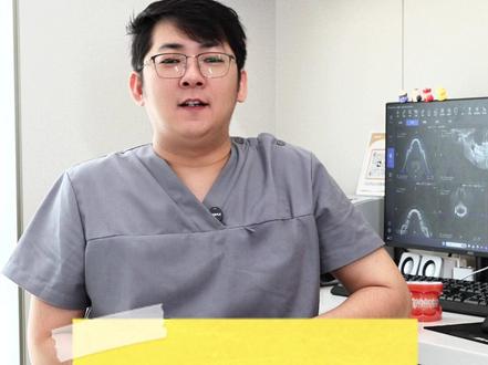 孩子矫正的时候粘在牙齿上面的东西是什么? #正畸垫高 #牙齿垫高 #牙套垫高 #垫高 #垫高牙齿