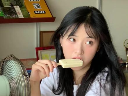 你很好仅仅因为你只是沈月 #沈月#只是沈月奖