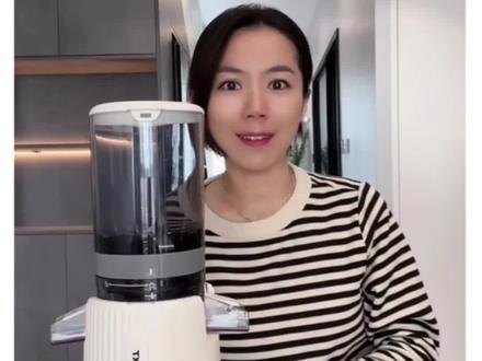 果蔬畅饮,冰爽自由,从拥有这个蓝宝原汁机开始#蓝宝大口径原汁机