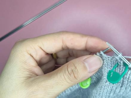 插肩袖毛衣 从下往上这样圈织不用缝合不断线不接线